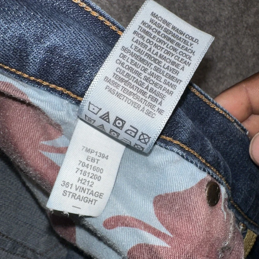 Lucky Brand Jeans Men's 38x32 361‎ Vintage Straight Stretch Distressed Dark Wash